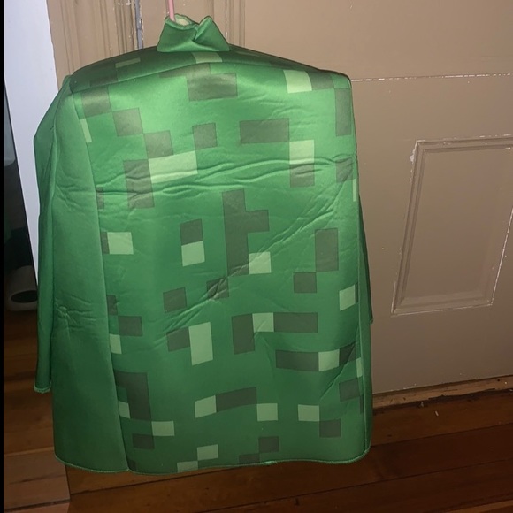 Minecraft creeper costume (3pc). It’s in good condition. - Picture 3 of 3